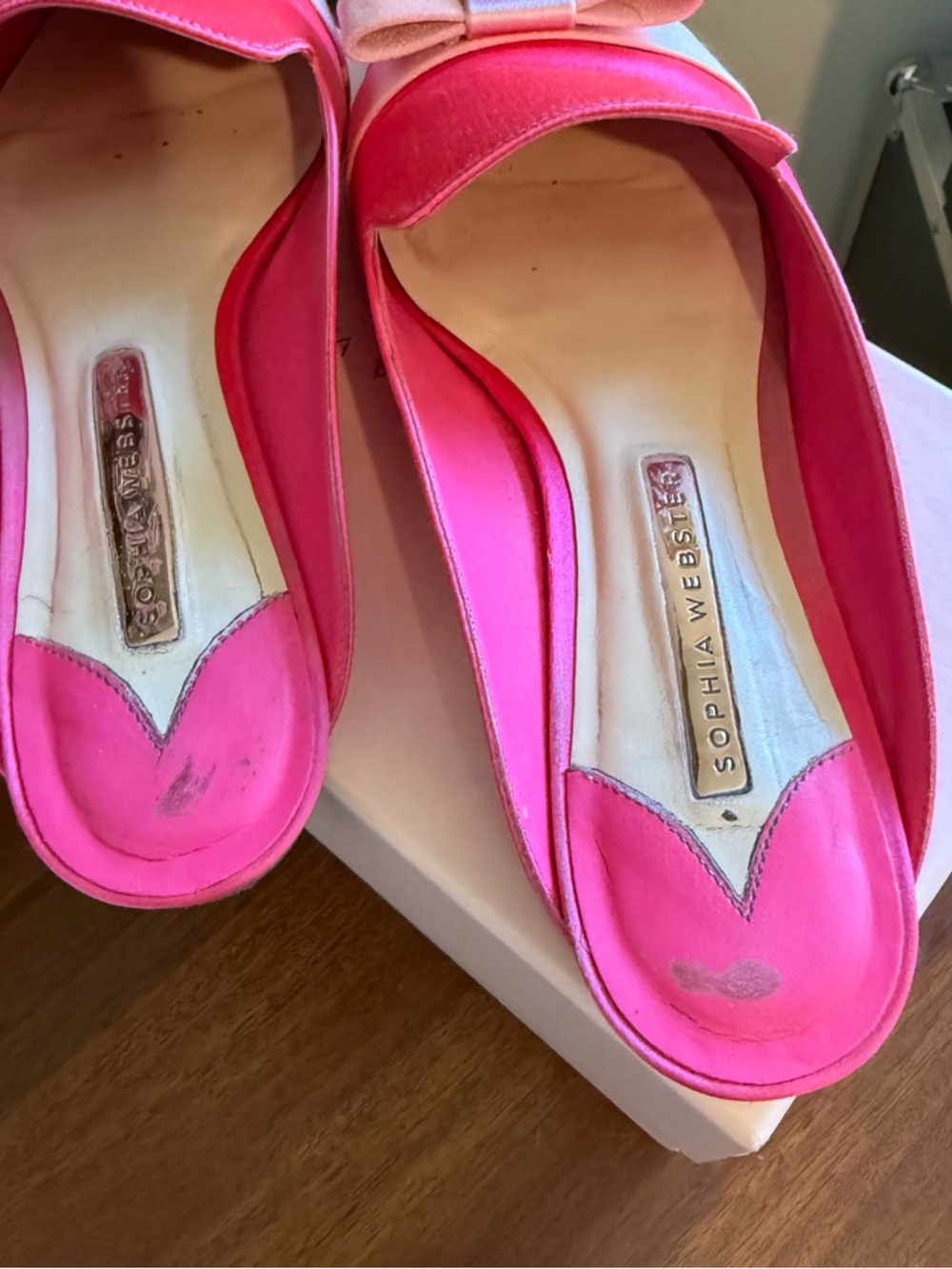 Sophia Webster Pink Satin Andie Pointed-Toe Bow Mule Slipper - Picture 4 of 9